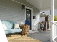 Fit For a Crew With a Hot Tub Too--5 bedrooms