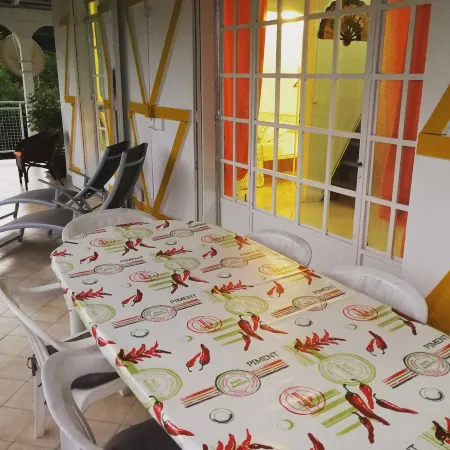 authentic villa sea and mountain views, ideal for a quiet holiday