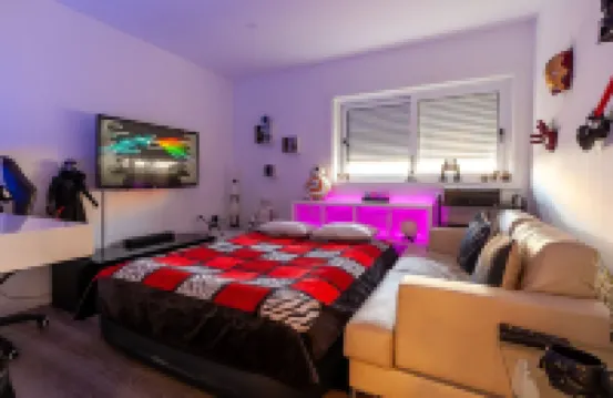 Complete 3-bedroom villa with no possibility of other guests in the house