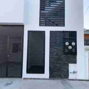 Near restaurants, sam’s club, Walmart , pharmacy’s, bus stations, etc. Hotel Exterior