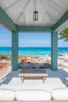 Luxury Private Oceanfront Villa w/ Infinity Pool - Sleeps 6- 12 people