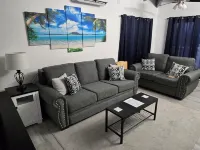 Cozy cottage - New Build, 10 minutes from the beach! Hotels in Tutu