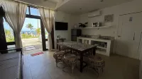 Cozy and Affordable Beach Front House in Boracay