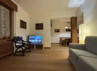 Bright and spacious apartment, convenient to services, only 30 minutes from Cortina