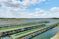 特拉維斯湖景觀！Hollows小屋，泳池，可容納10人 - 3星級