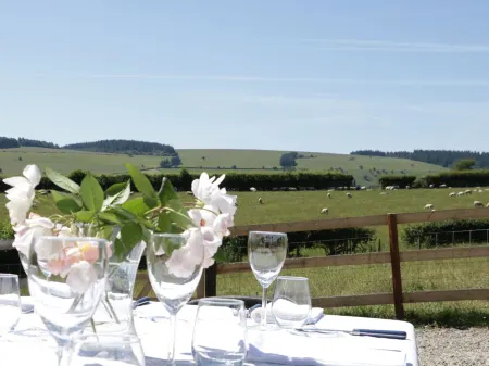 Lower Hodre Отели в г. Стоу