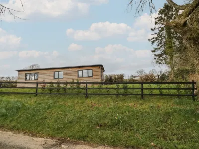 Goldthorne Lodge Hotels near Kidderminster Railway Station