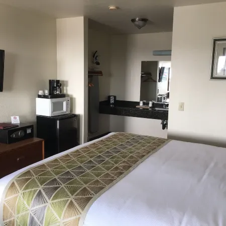 Westward Inn