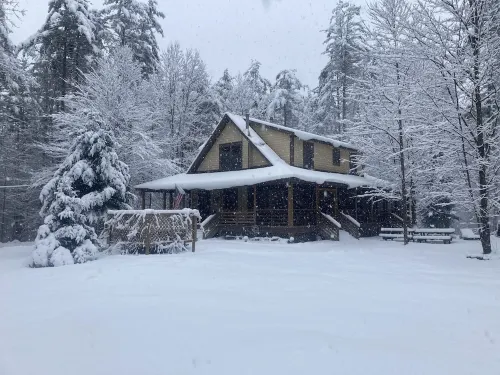 Large Cozy House in the Woods .Few Minutes from Lake George and Gore Mountain Hotels in Warrensburg