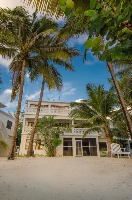 Comfortable Villa with sea view فنادق في 