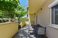 Apartments Dragica 929 - parking