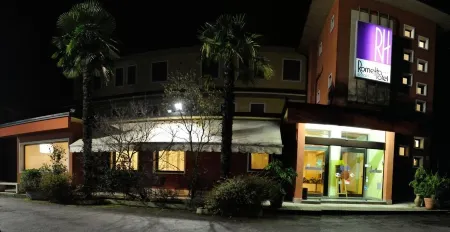 Rometta Hotel Отели в г. Тецце-суль-Брента