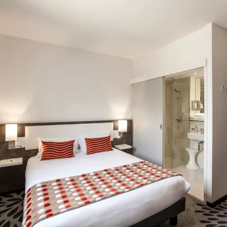 Logis Hotel Restaurant & Spa Au Comte d'Ornon Hotels in Gradignan