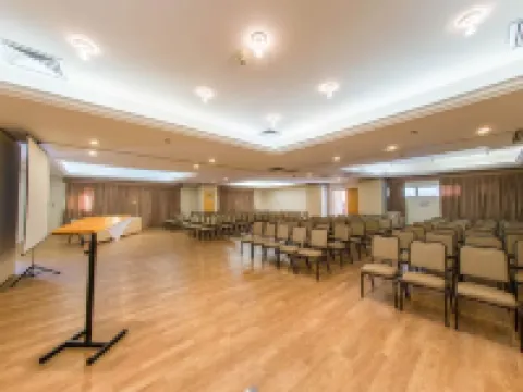 Carlton Plaza Baobá Hotels in Taubate