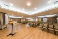 Carlton Plaza Baobá Hotels in Taubate