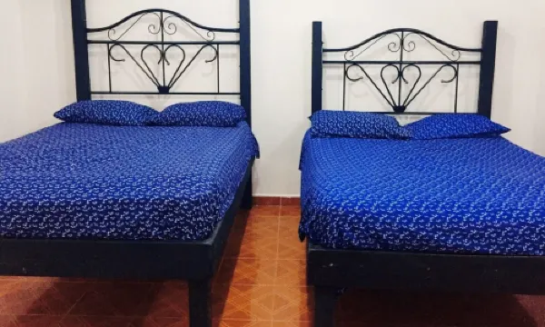 Hostal y Camping Villa Mercedes