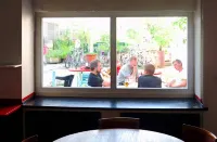 Basel Backpack - Quầy bar