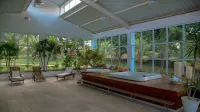 Oto Hotel Convention & Spa - Hot Tub