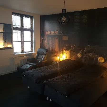 MS Svend Nakskov Apartments