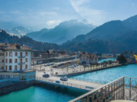 โรงแรมเซ็นทรัล คอนติเนนตัล โรงแรมในอินเทอร์ลาเคิน