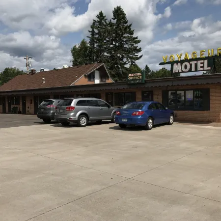 Voyageur Motel