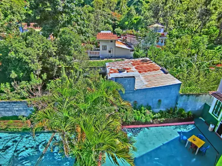 Hotel El Sol Отели рядом с достопримечательностью «Porta Hotel del Lago»