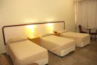 Free Palace Hotel Hotel in zona Lohan Temple
