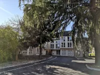 Auberge de Jeunesse Orléans Centre Ville - Hostel Hotel di Saint-Jean-de-Braye