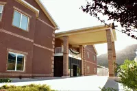 Zion's Most Wanted Hotel Hotels in Colorado City