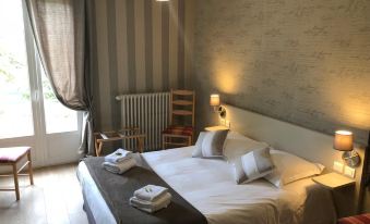 Logis Hôtel Auberge de l'Etang