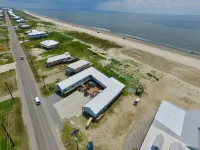 Blue Dolphin Inn and Cottages Hotels in Grand Isle