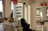 Angela Suites Boutique Hotel - bar