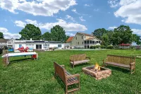 Waterfront Bliss: Ultimate Tilghman Retreat 4 Bedroom Home by Redawning Hotels in Tilghman Island