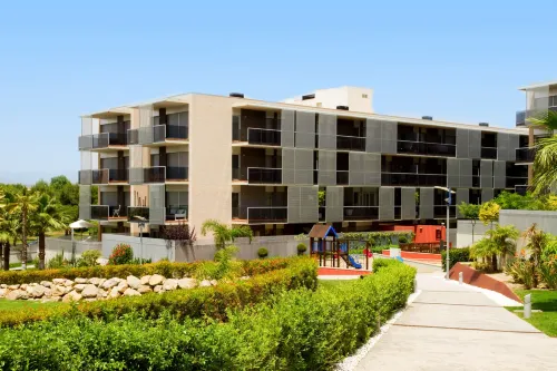 Rentalmar Families Paradise Village
