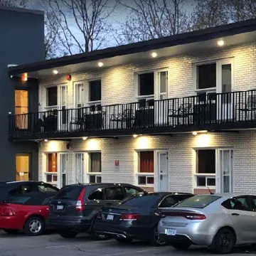 Sunrise Inn