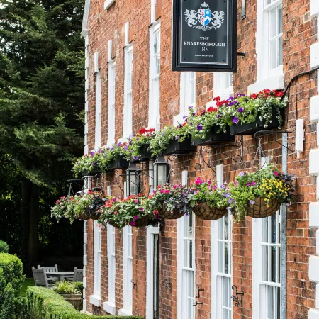 The Knaresborough Inn - the Inn Collection Group Отели рядом с достопримечательностью «Ипподром Рипона»