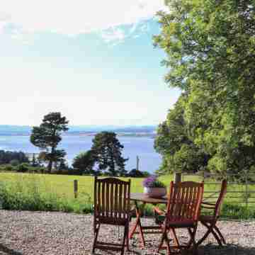 Core-na-bye Hotel Exterior