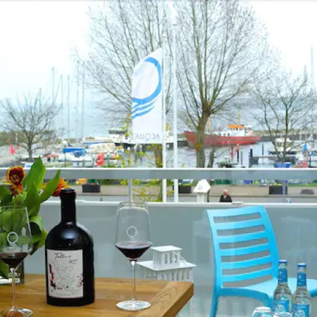 Acqua Strande Yachthotel & Restaurant