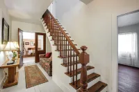 Peaceful Pomona Park Home 1 Mi to Lake Broward!