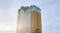Horison Arcadia Mangga Dua Hotels near Millenium