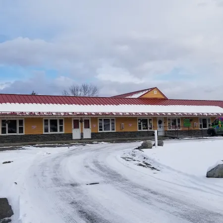 Middlebury Sweets Motel
