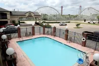Ranger Inn & Suites - Pools