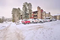 Walk to Ski Resort: Breckenridge Condo w/ Hot Tub! - Bãi đậu xe