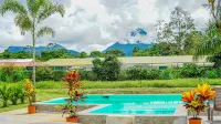 Hotel Campestre del Arenal - piscina