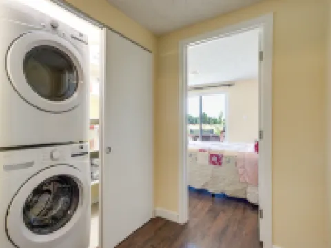 Grill, Fireplace and Fenced-in Yard Thornton Home! Hoteles en Thornton