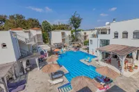 Esperides Hotel - piscina