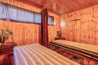 Snow Flakes Resort and Spa Centrally Heated Luxury Resort - سبا