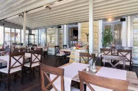 Hotel Continental - breakfast