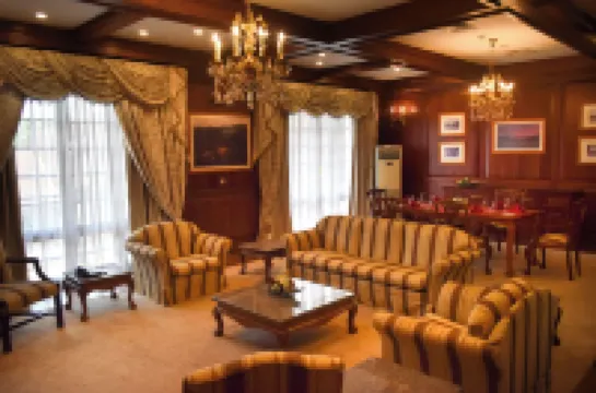 マハウェリ リーチ ホテル