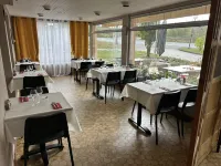 Comme Chez Soi Hotels in Montverdun